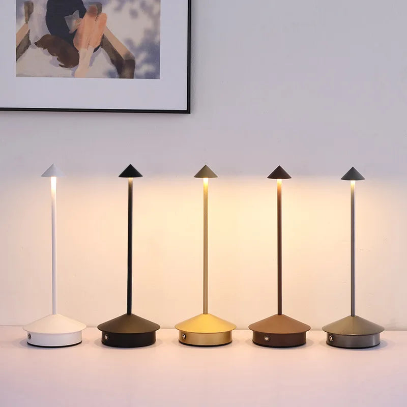 i-Lus PINA – Lampada da Tavolo LED Touch Ricaricabile Stile Pina Pro